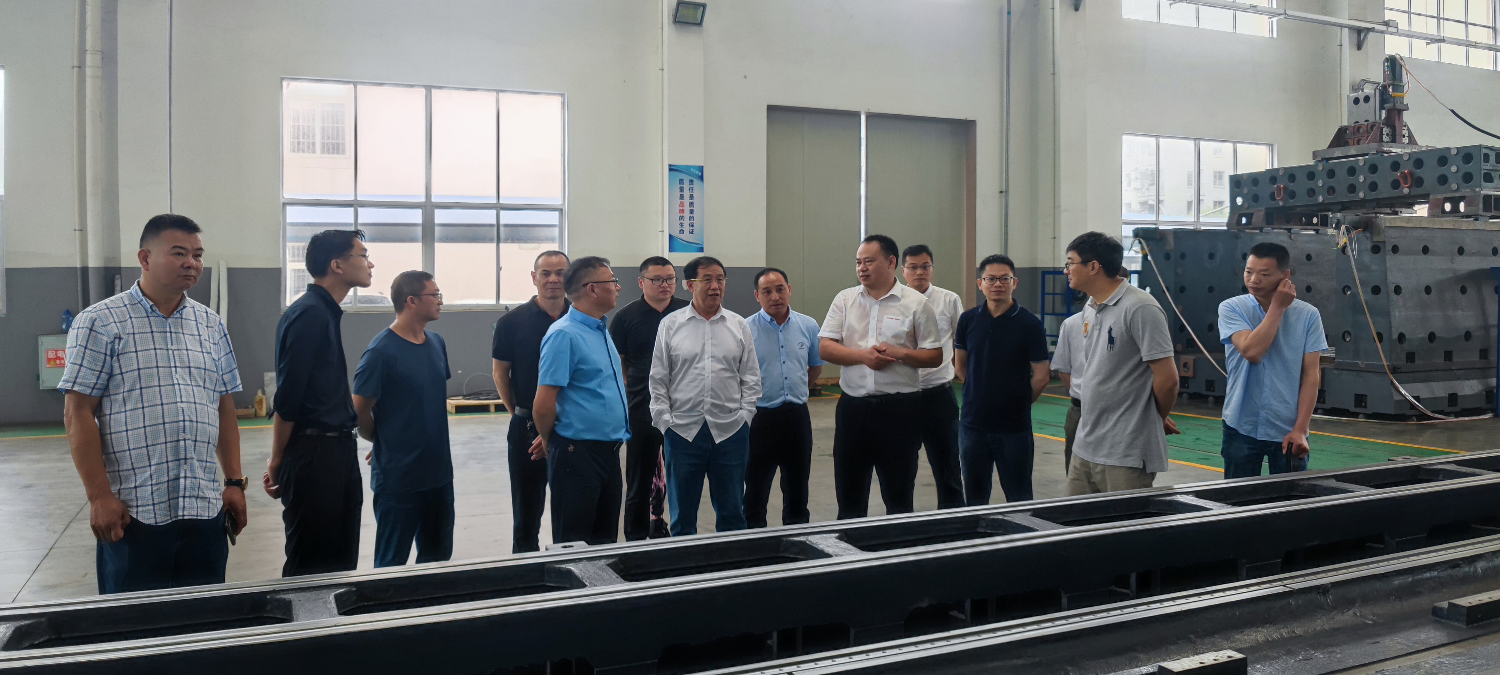 數(shù)控雕銑機(jī),模具雕銑機(jī),立式加工中心,石墨雕銑機(jī)-凱博數(shù)控 數(shù)控雕銑機(jī),模具雕銑機(jī),立式加工中心,石墨雕銑機(jī)-凱博數(shù)控